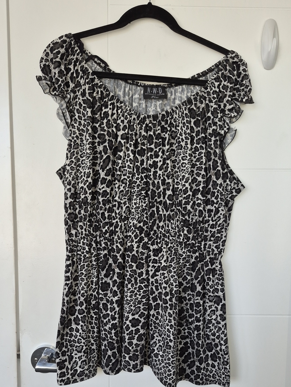 Black & White Leopard Print Ruffle Tunic